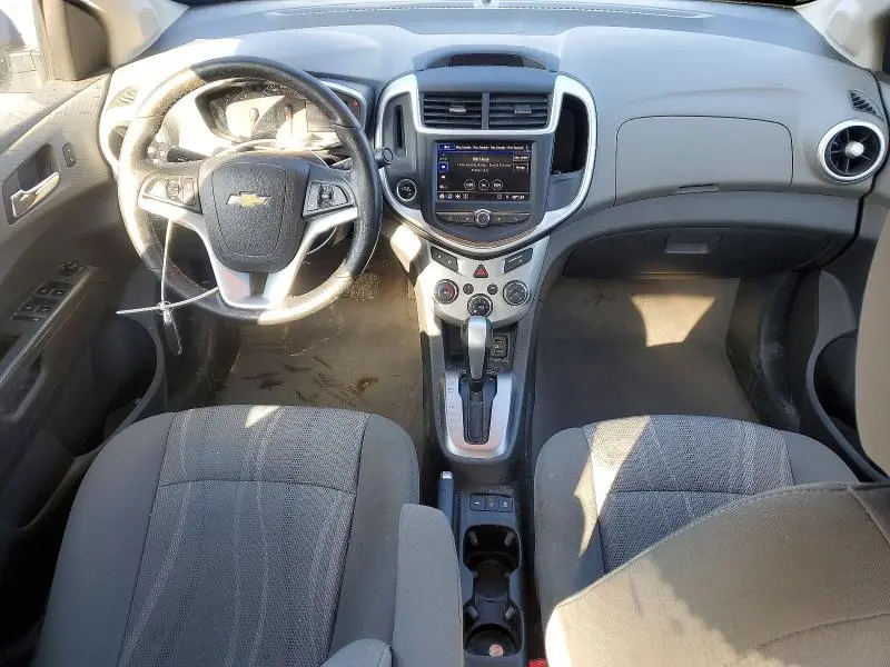 2020 CHEVROLET SONIC LT  