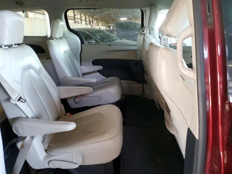 2017 CHRYSLER PACIFICA TOURING L  