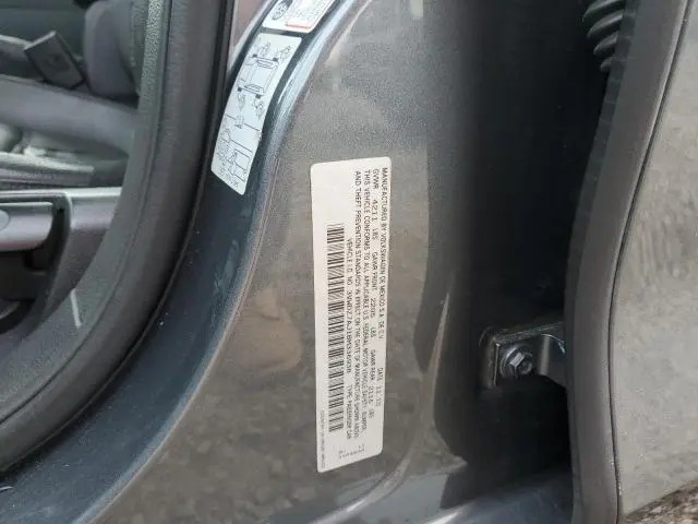 2011 VOLKSWAGEN JETTA SE  