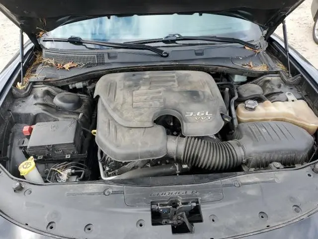 2017 DODGE CHARGER SXT  