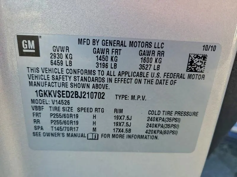 2011 GMC ACADIA SLT-2  