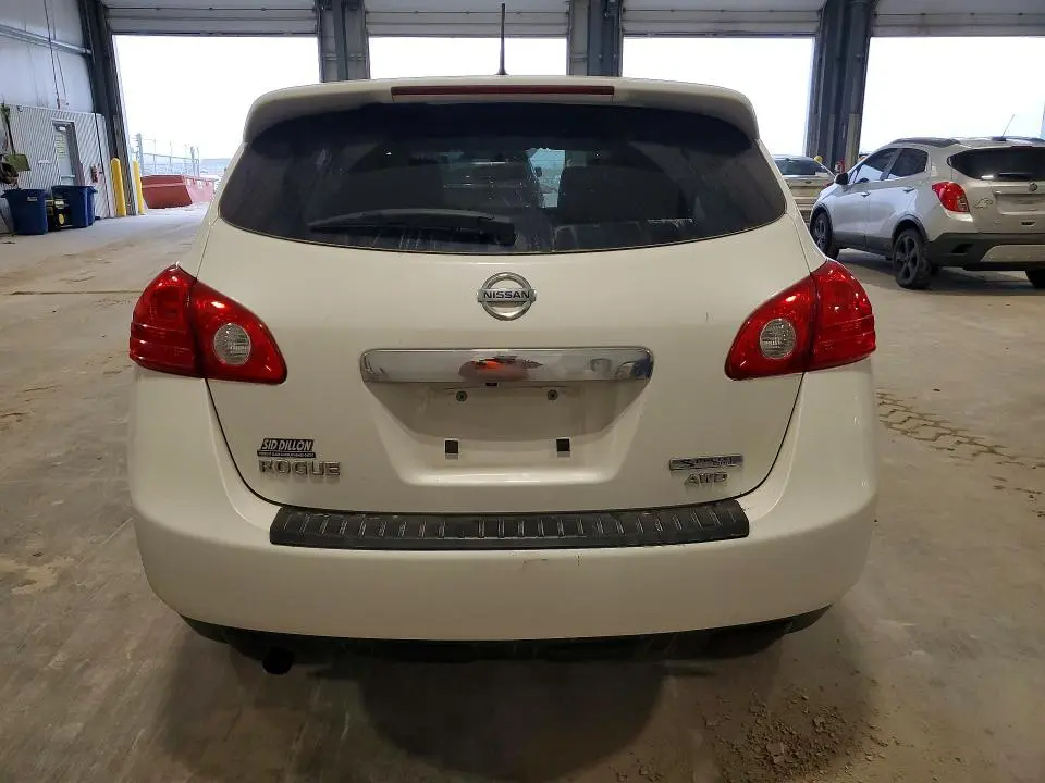 2013 NISSAN ROGUE S  