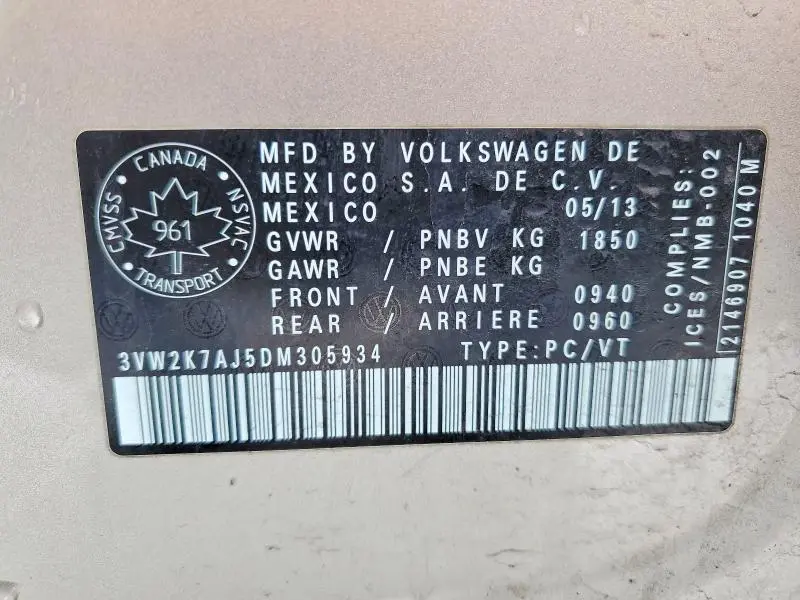 2013 VOLKSWAGEN JETTA BASE  