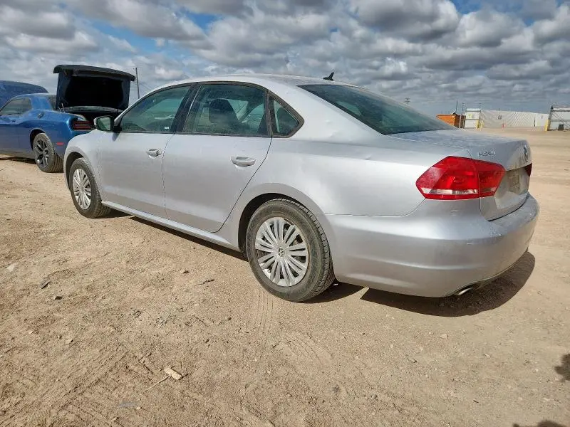 2015 VOLKSWAGEN PASSAT S  