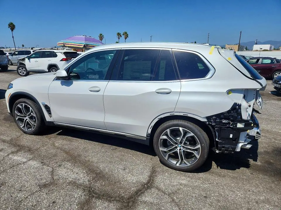 2026 BMW X5 XDRIVE40I  