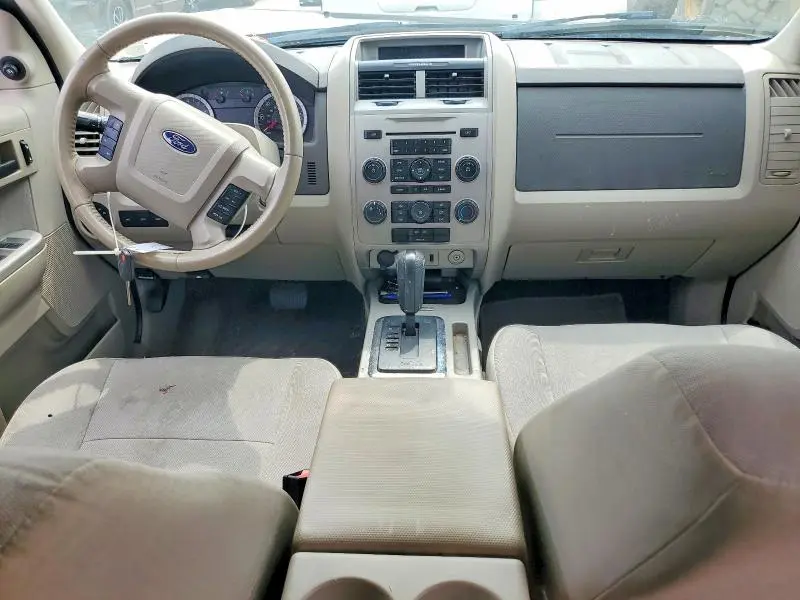 2012 FORD ESCAPE XLT  