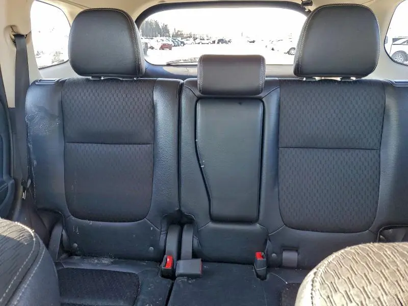 2015 MITSUBISHI OUTLANDER SE  