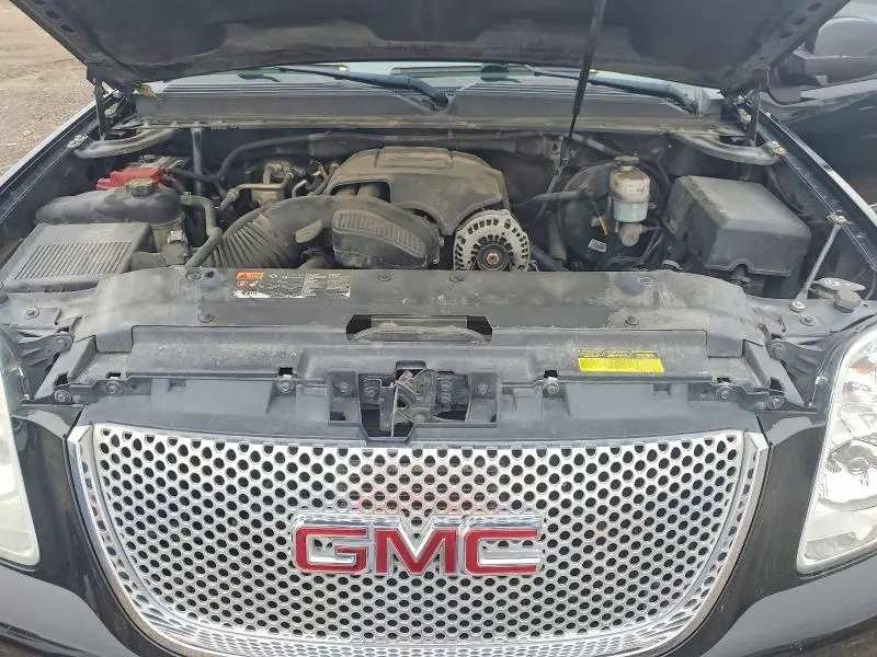 2013 GMC YUKON XL DENALI  