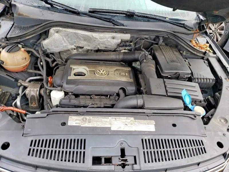 2012 VOLKSWAGEN TIGUAN S  