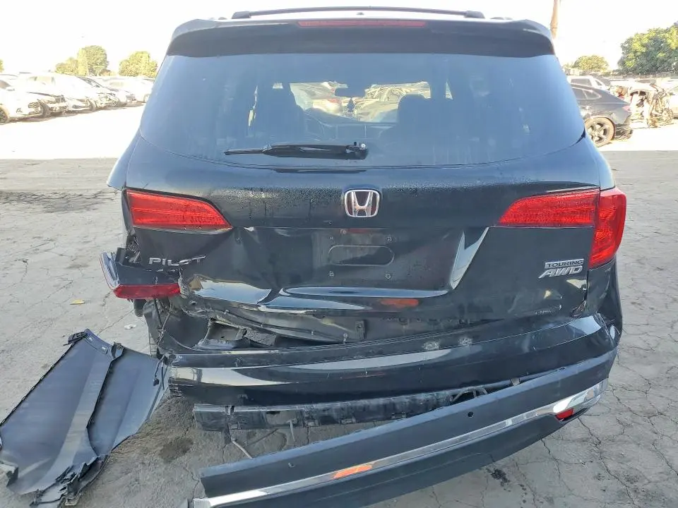 2016 HONDA PILOT TOURING  