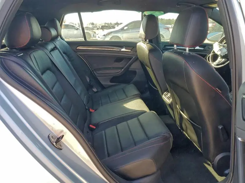 2017 VOLKSWAGEN GTI SPORT  