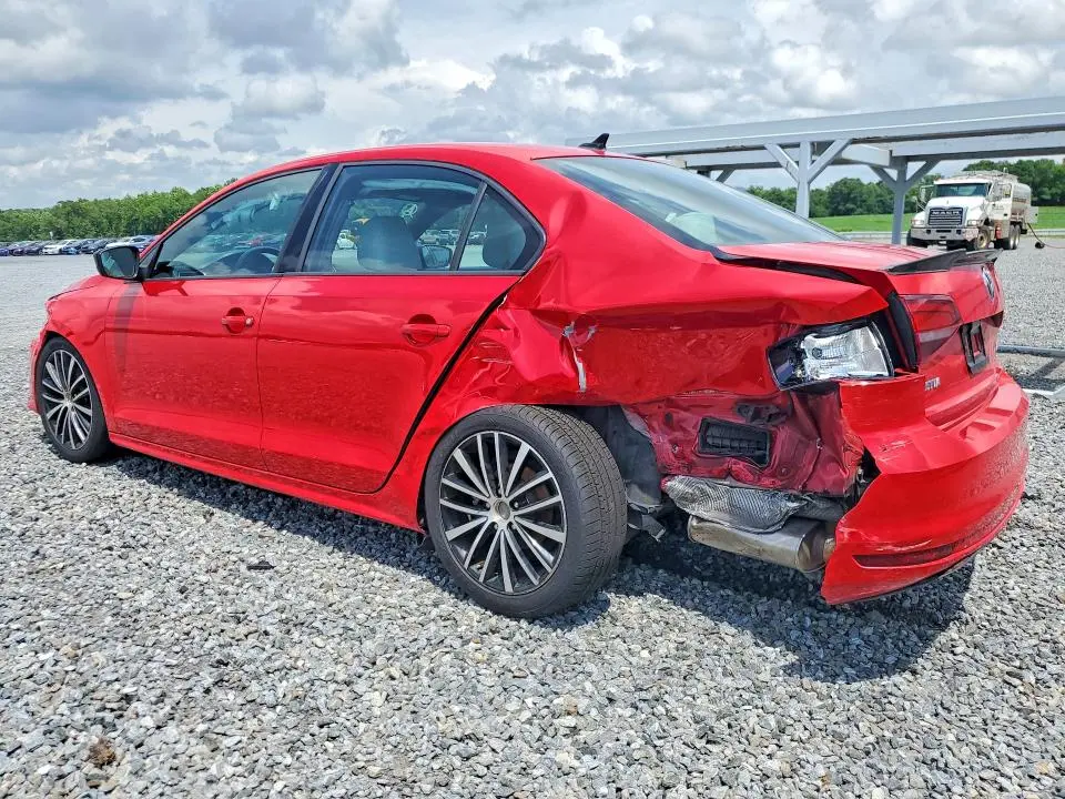 2016 VOLKSWAGEN JETTA SPORT  