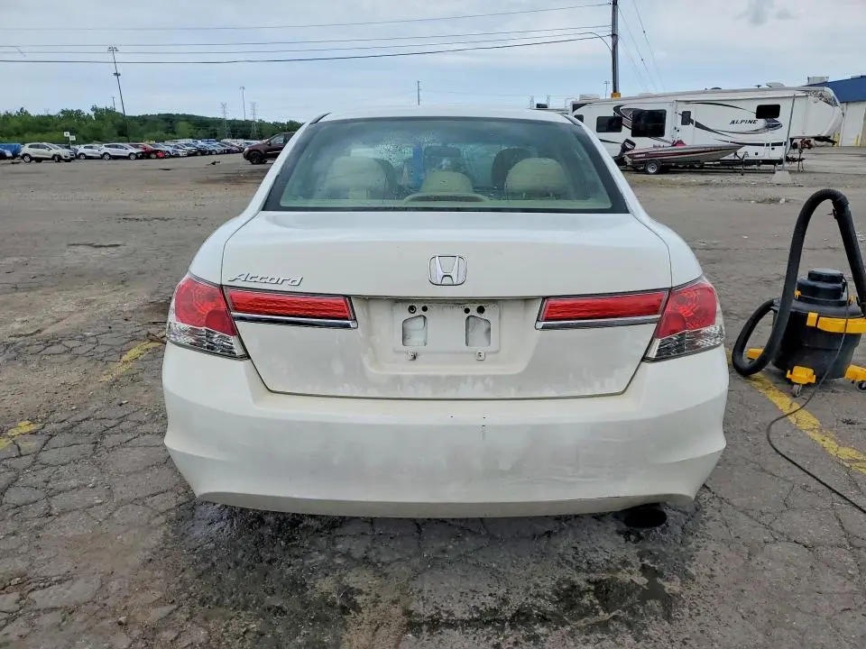 2011 HONDA ACCORD EX  