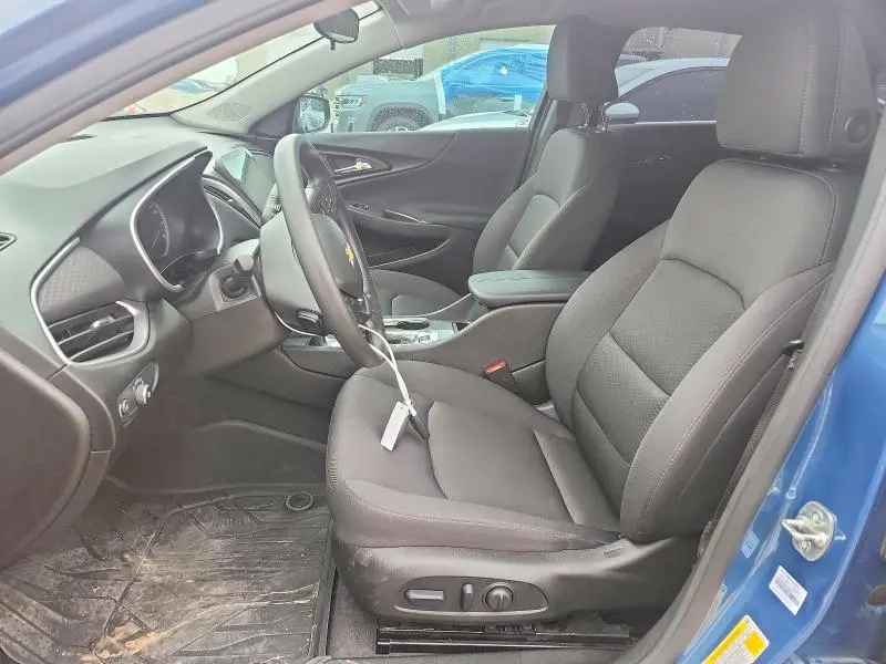 2025 CHEVROLET MALIBU LT  