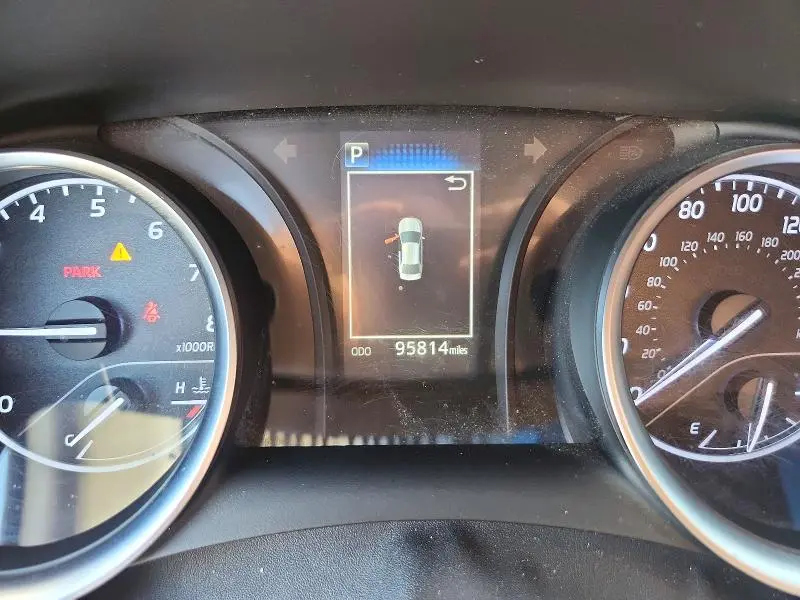 2018 TOYOTA CAMRY LE  
