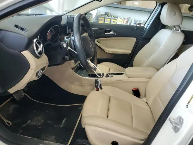 2017 MERCEDES-BENZ GLA 250