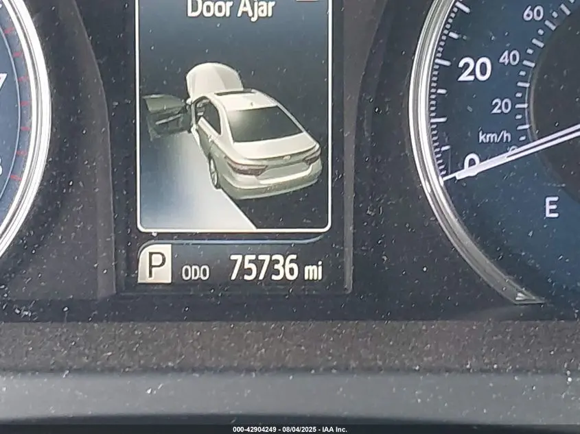 2016 TOYOTA CAMRY XLE V6