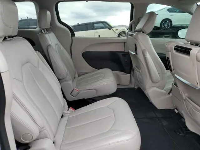 2017 CHRYSLER PACIFICA TOURING L PLUS  
