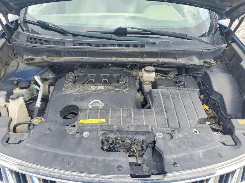 2010 NISSAN MURANO S  