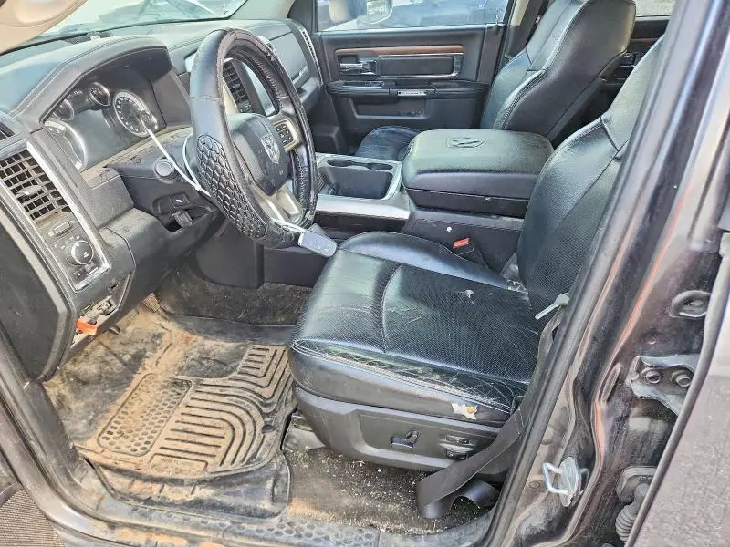 2016 RAM 1500 LARAMIE  