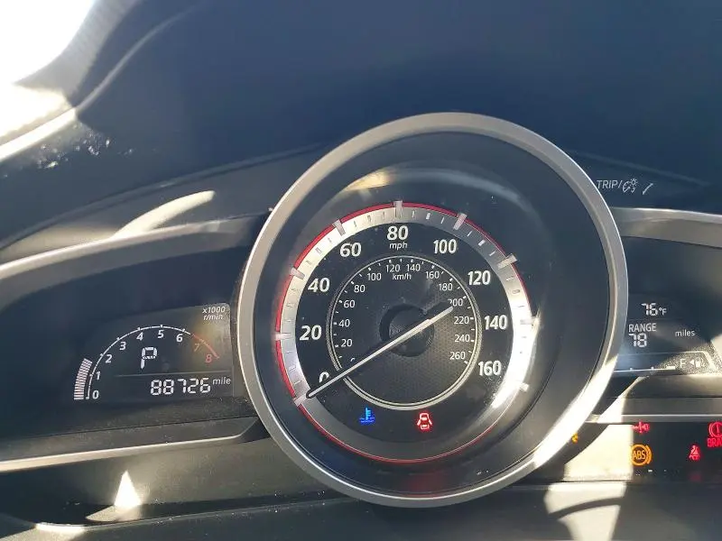 2016 MAZDA 3 TOURING  