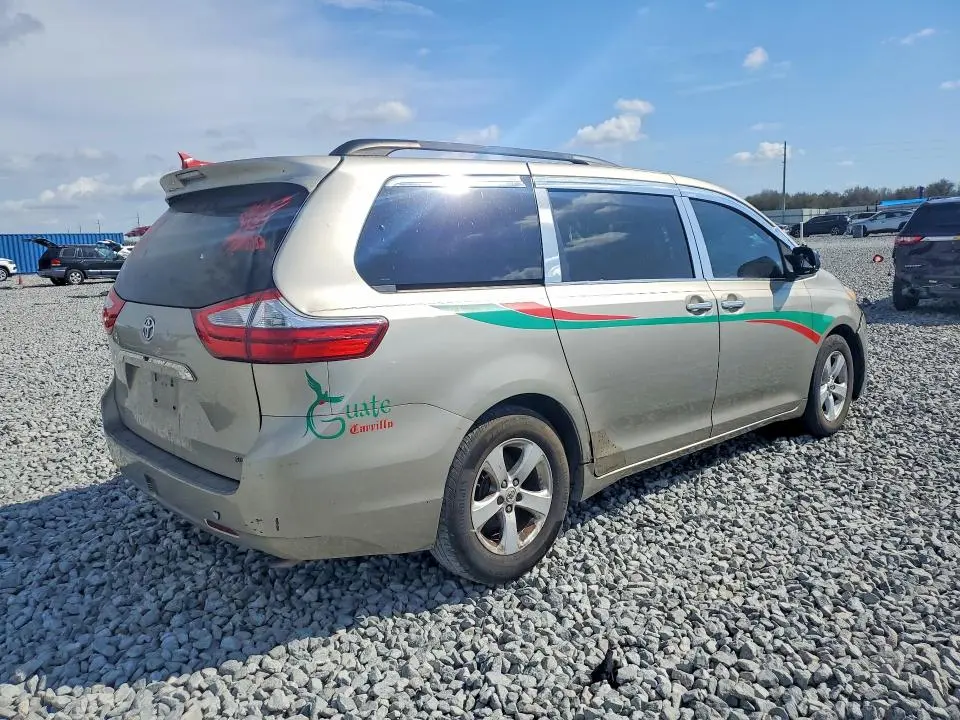 2015 TOYOTA SIENNA XLE 8-PASSENGER  