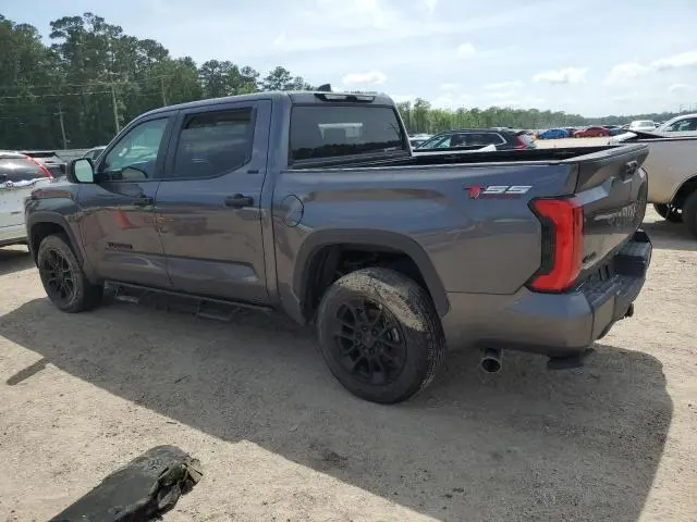 2024 TOYOTA TUNDRA CREWMAX SR  