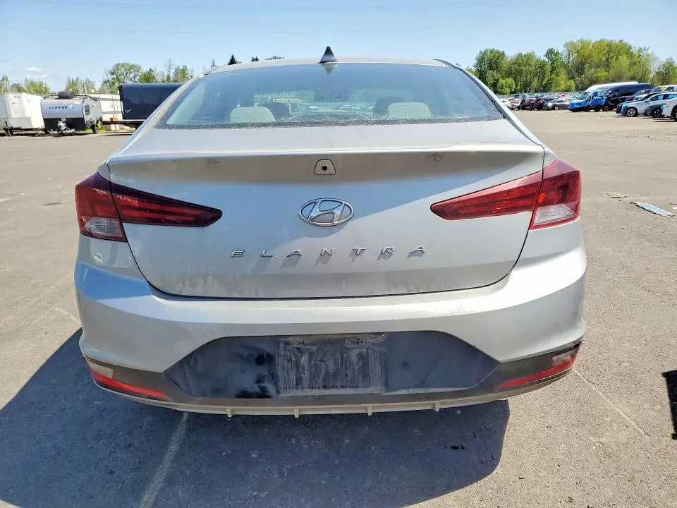 2020 HYUNDAI ELANTRA SEL  