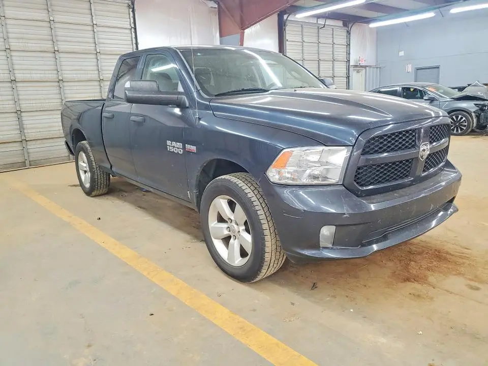 2014 RAM 1500 ST  