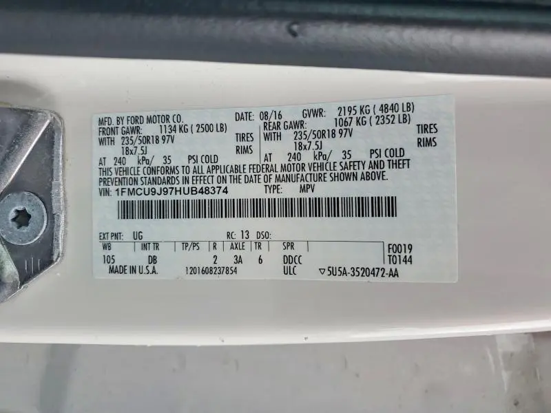 2017 FORD ESCAPE TITANIUM  