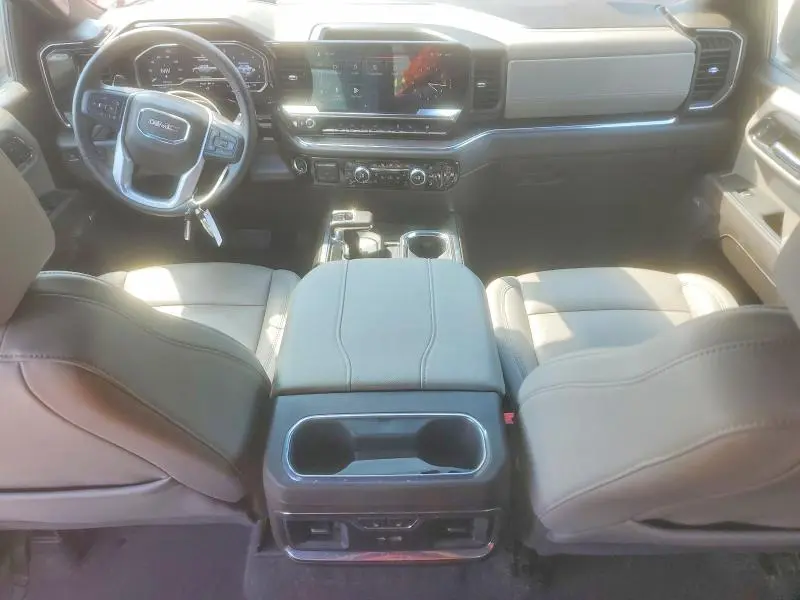 2025 GMC SIERRA K1500 SLT  