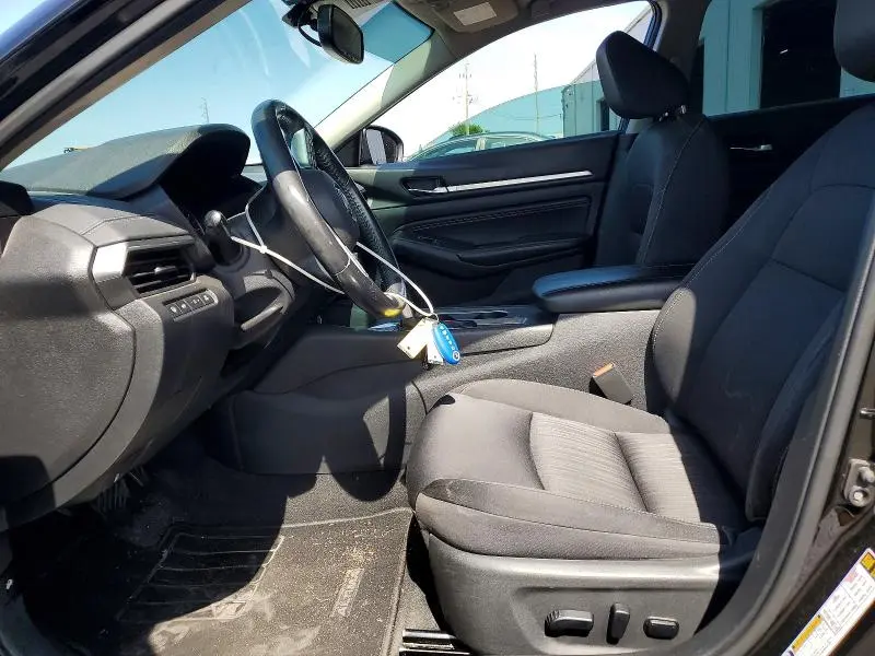 2019 NISSAN ALTIMA SV  