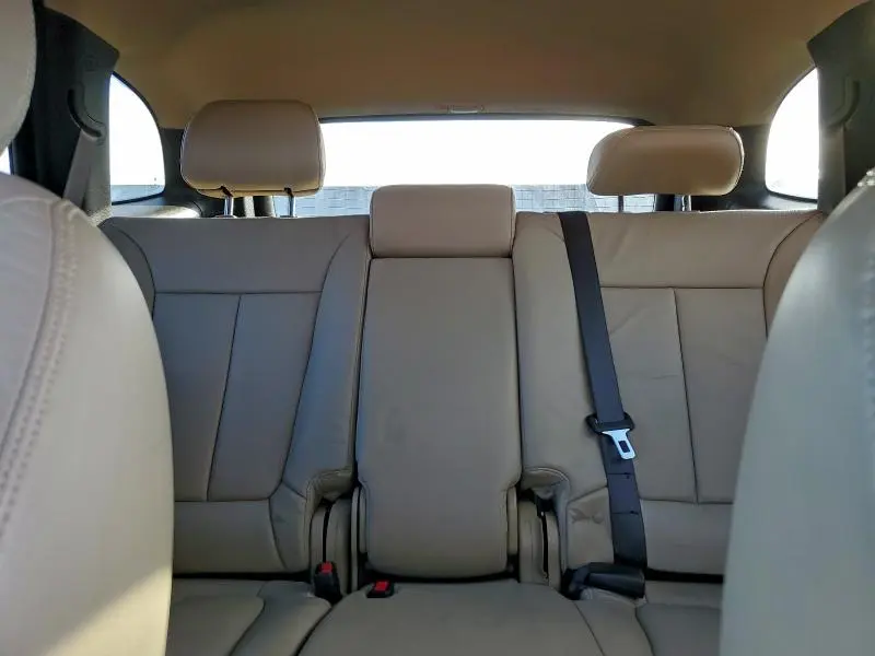 2011 HYUNDAI SANTA FE LIMITED  