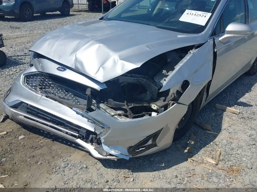 2019 FORD FUSION TITANIUM