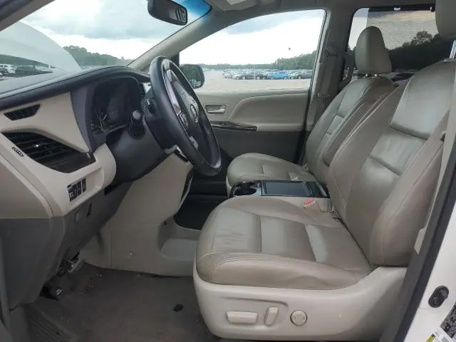 2015 TOYOTA SIENNA XLE  