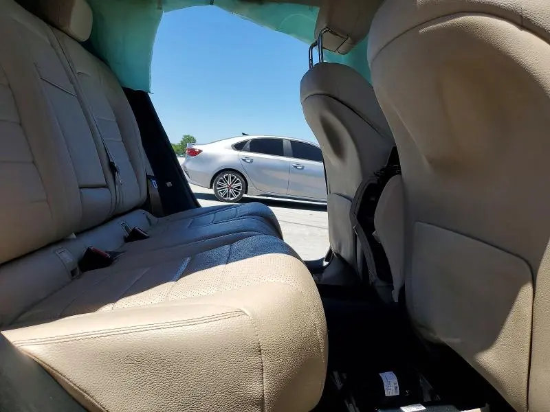 2016 MERCEDES-BENZ GLC 300  