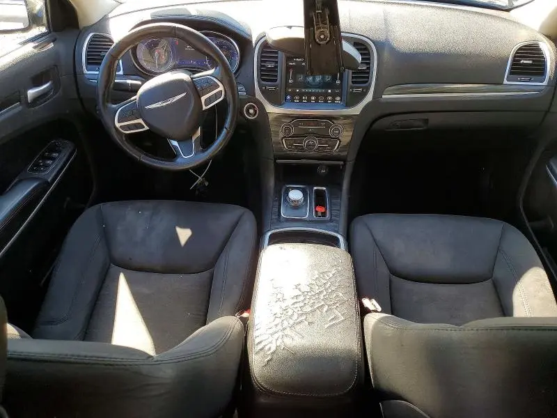 2019 CHRYSLER 300 TOURING  