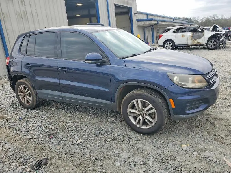 2013 VOLKSWAGEN TIGUAN S  