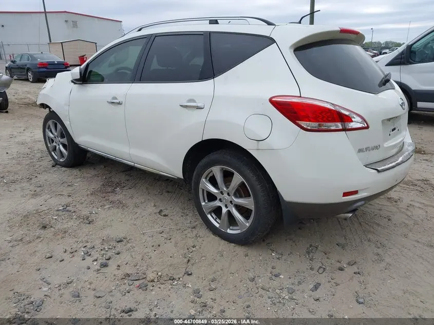 2013 NISSAN MURANO LE