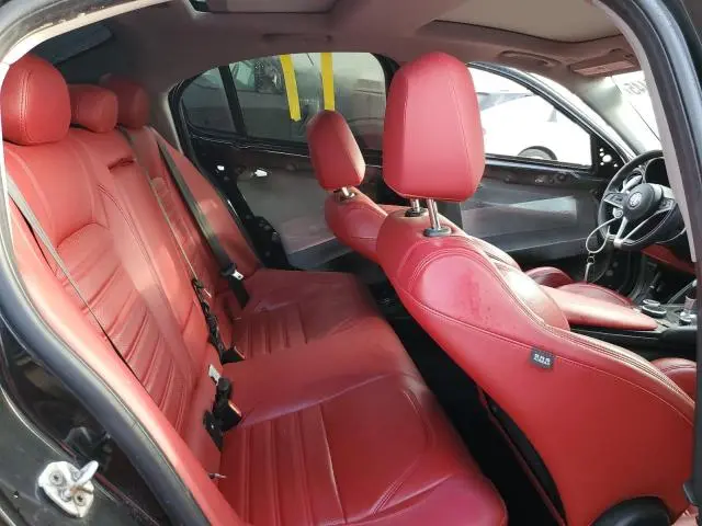 2019 ALFA ROMEO GIULIA TI  