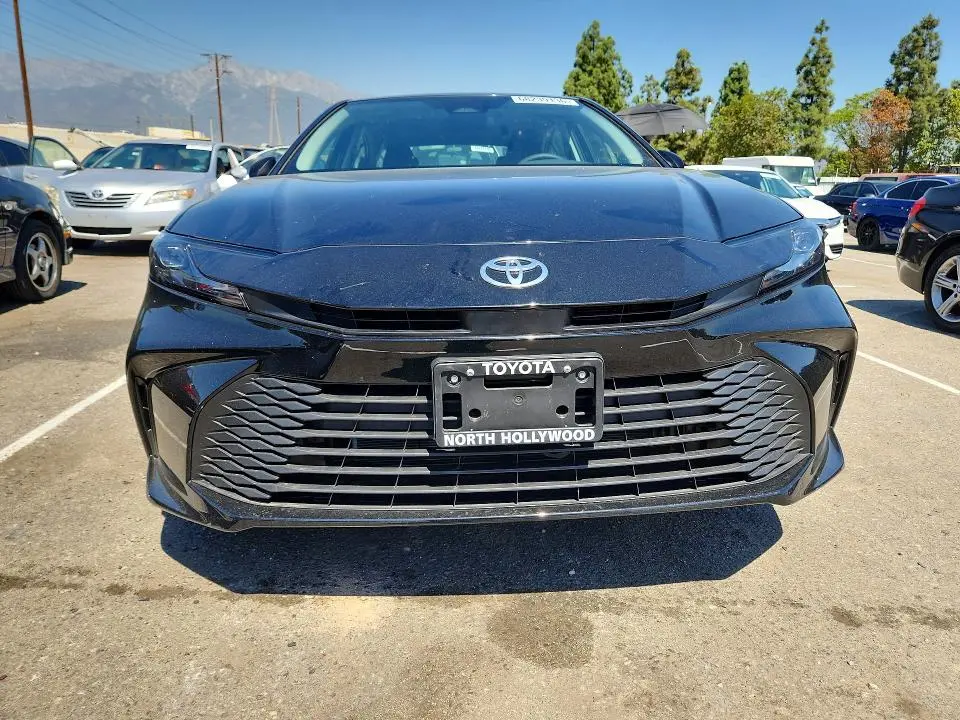 2026 TOYOTA CAMRY LE  
