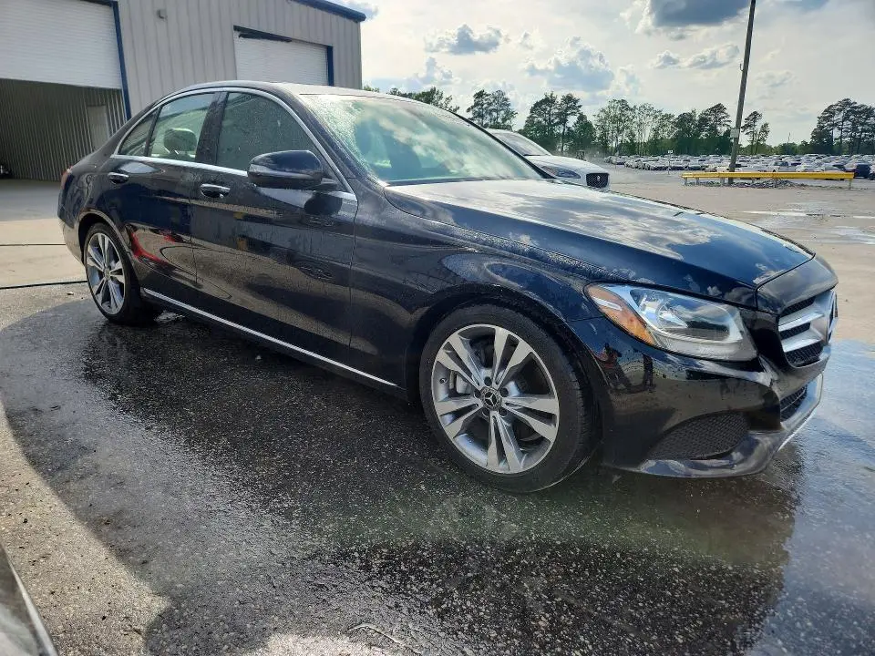 2018 MERCEDES-BENZ C 300  
