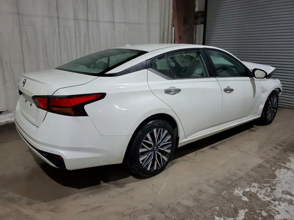 2025 NISSAN ALTIMA   
