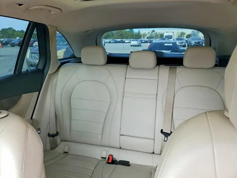 2018 MERCEDES-BENZ GLC 300  