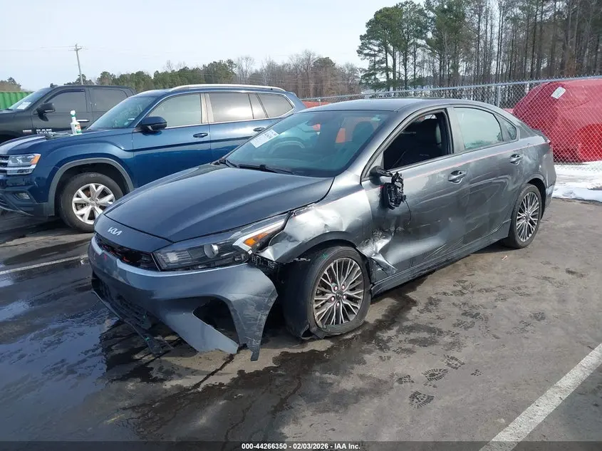 2024 KIA FORTE GT-LINE