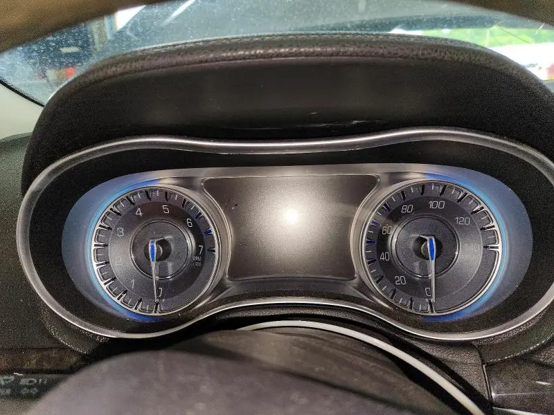 2015 CHRYSLER 300C   