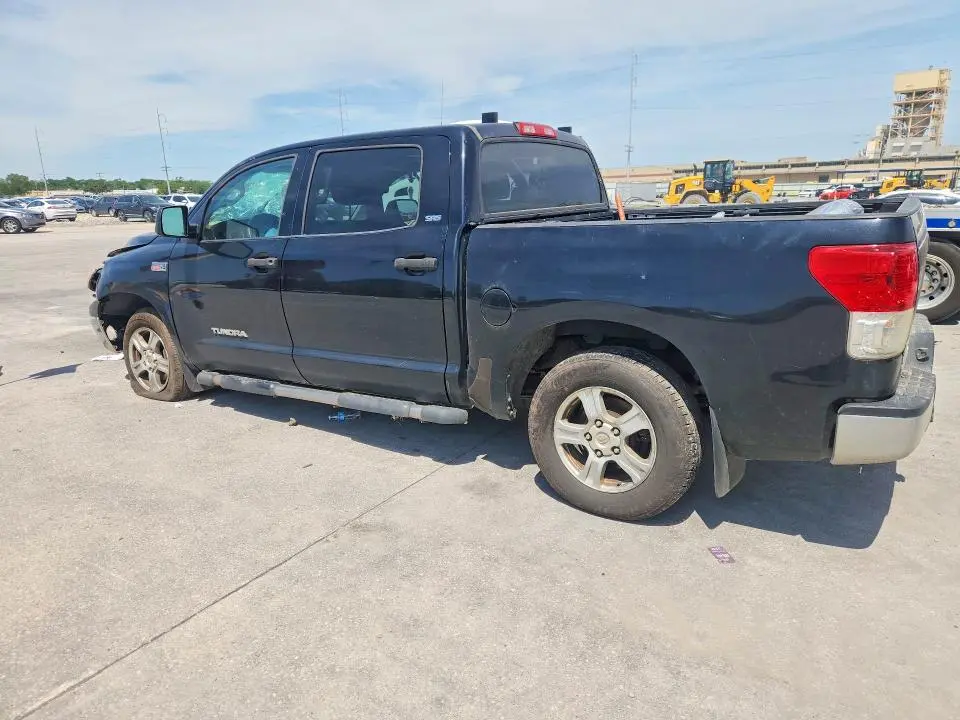 2011 TOYOTA TUNDRA CREWMAX SR5  