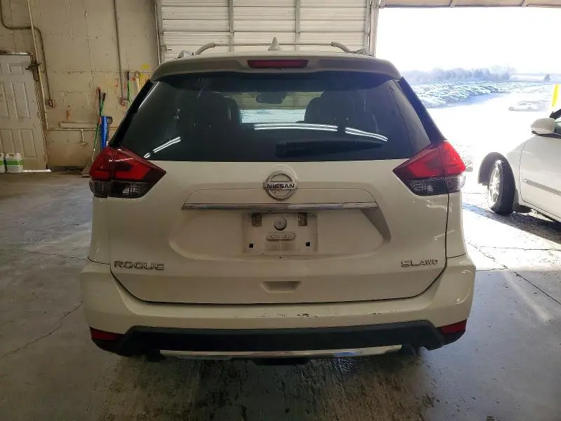 2017 NISSAN ROGUE SV  