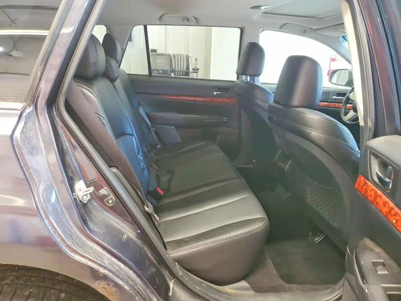 2010 SUBARU OUTBACK 2.5I LIMITED  