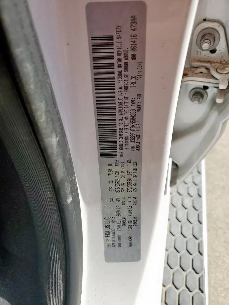 2019 RAM 1500 LARAMIE  